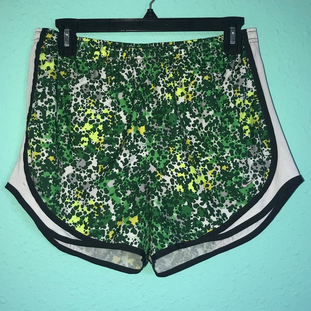 🤍Nike Shorts